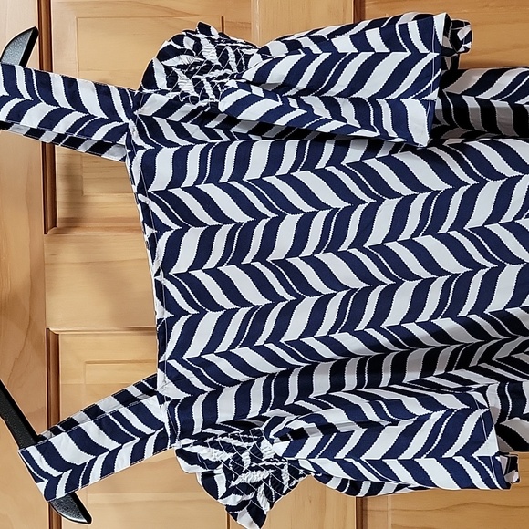 True Destiny Top - Picture 4 of 6